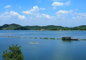 其地处湘中,以湖南水府庙水库为主体,区内有多处国家