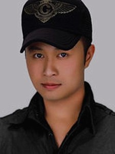 冯文乐,男,1980年9月7日出生于阳春,歌手,毕业于星海音乐学院.
