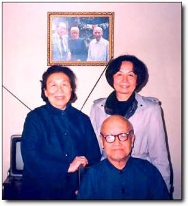杨敏如(左)、俞平伯(中)、叶嘉莹(右)