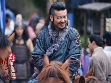 李梁主演革命史诗题材电视剧《我们的法兰西岁月》,在剧中饰演宗旭之