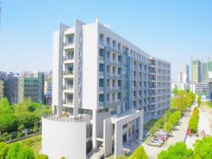 湖北大学