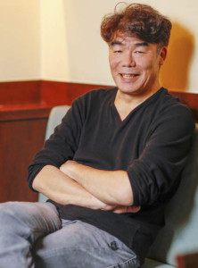 村田雄浩