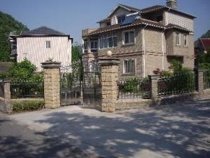 桦树村民居风貌