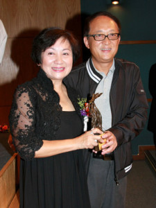 鲍起静与方平(3)鲍起静出生于艺术世家,父母都是演艺之名人,父亲鲍方