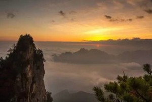 太白山斗母奇峰
