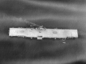 埃塞克斯级CV18黄蜂号