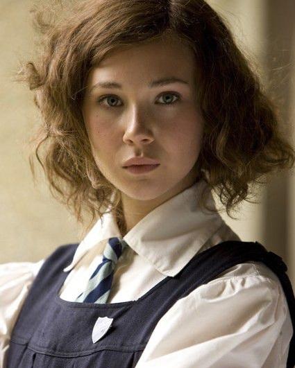 黛(朱诺·坦普尔 饰)