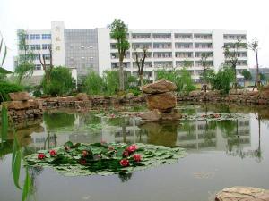 学校内景