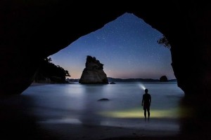 夜晚湖泊摄影构图