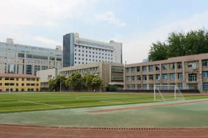 西安电力高等专科学校操场