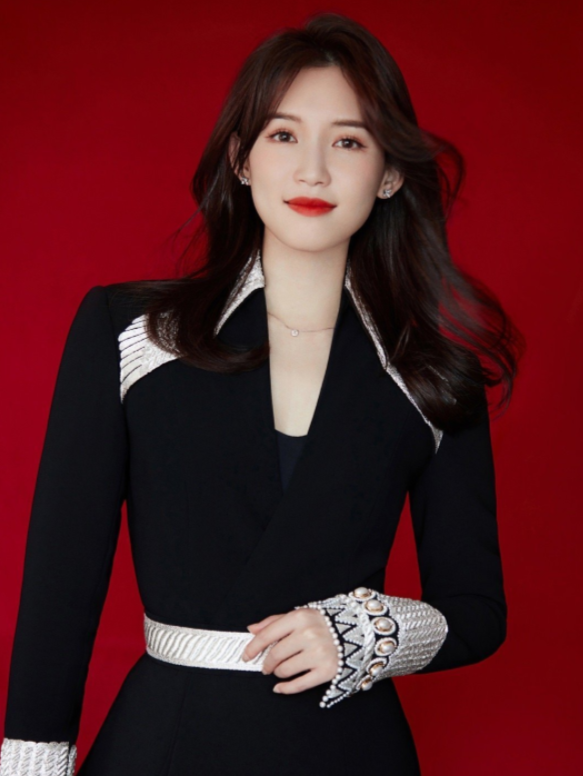 今日更新苏青的经纪人联系方式