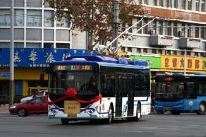 2020年新型双源无轨电车