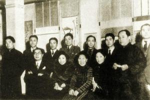 上海美专教师合影照片