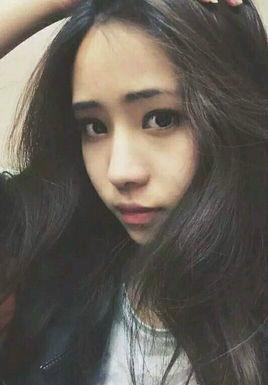 余艺    ,女,北京三里屯优衣库不雅视频事件女当事人,现为北京联合