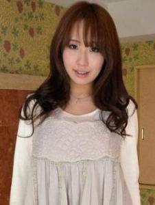 编辑1人物介绍录目词条图册快速导航美咲结衣(みさき ゆい,1989年11月