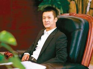 束昱辉