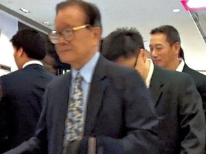 新义安龙头向华炎