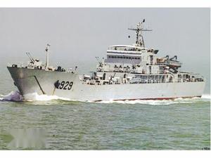 072型登陆舰929号舰