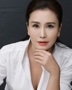 在王茜演的最高任务中梁彤是卧底但是为什么她紧紧用了三年就得到了桑