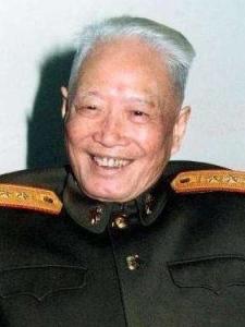 张震