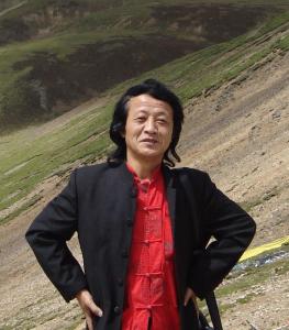 万济宁