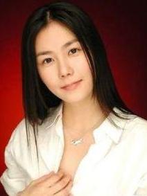 黄仁英