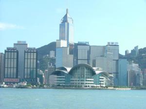 维多利亚港白天景色