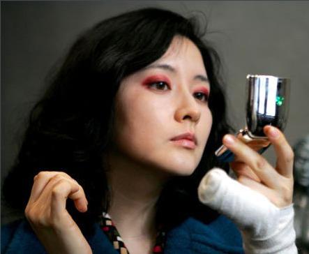 geum-ja lee(李英爱 饰)