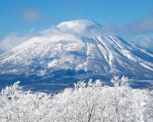 九月初富士山有没有雪啊