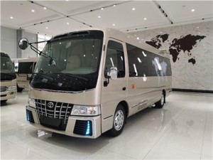 丰田考斯特
