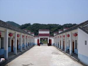 卧虎山庄