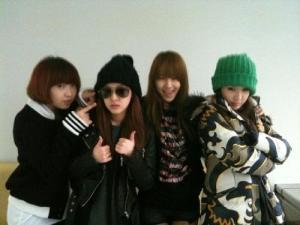 2NE1