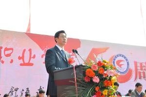 院党委书记、院长赖金生讲话