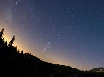 英仙座流星雨