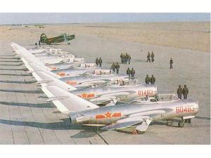 中国空军的歼教-5机群