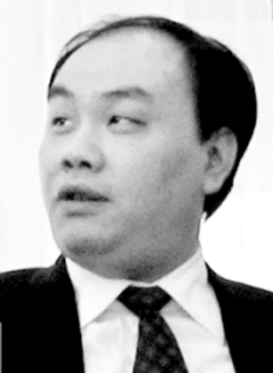 黄俊钦