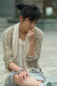 雪在烧人物罗一