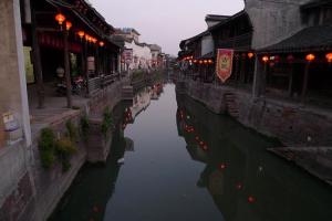 德清县
