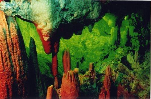 泊山洞景区  景点级别 国家3a级旅游景点  地理位置 安徽省芜湖市无为