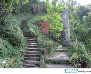 八通关古道登山口
