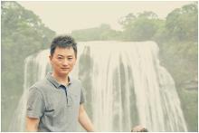播音与主持艺术专业副教授咸立巍