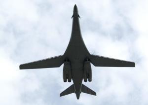 B-1B隐形轰炸机