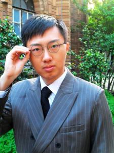 演员房冠宇