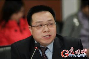 聂新宇在幸福文化价值观座谈会上讲话