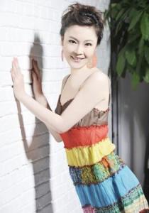 大嫁光临女主持 赵宁
