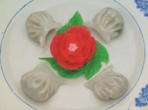 酥皮莲蓉包