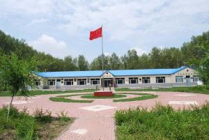 安达镇小学