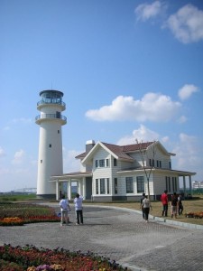 上海海事大学校园灯塔