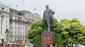 陈毅雕像