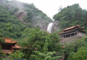 甘谷大象山